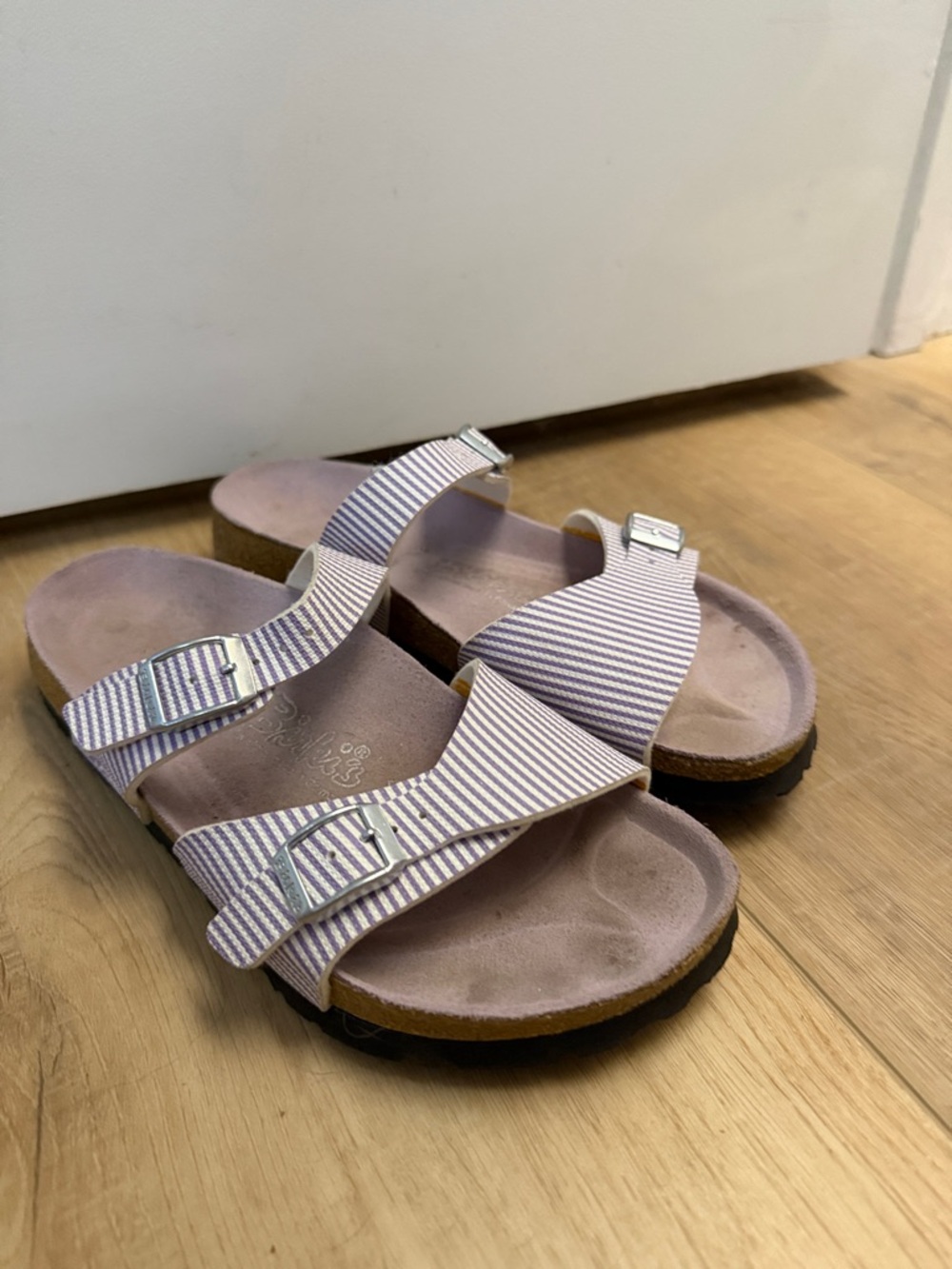 Birkenstock Birki’s Aziza Lavender/white women’s sandals size 37/6